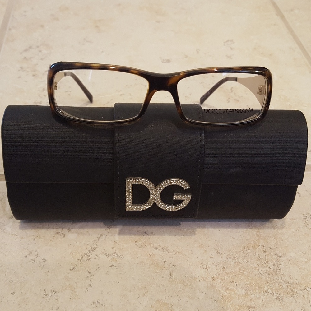 Glasses/ eyewear